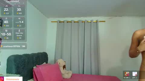 Snapshot of 01dulcemaria_ chatting on 07/30/26, 02:54 Dulce Maria online show from 07/30/26, 02:54