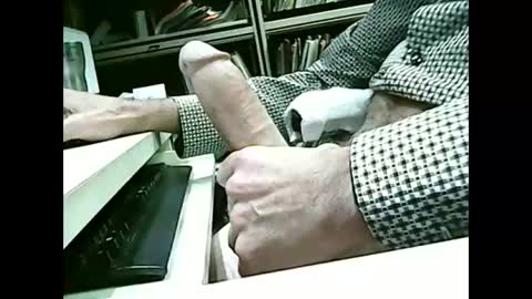 01quebecboy69 online show from 10/22/25, 02:50