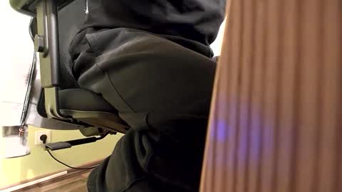 Peter online show from 09/11/25, 08:42