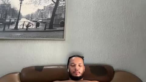 Snapshot of 0_kingsley chatting on 12/02/24, 11:45 Kingsley online show from 12/02/24, 11:45