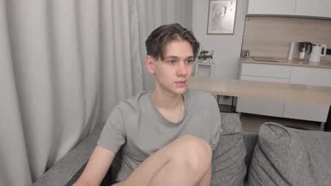 Adam online show from 10/08/25, 01:31