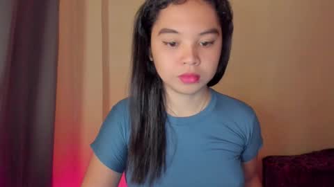 0wwlo0k online show from 11/18/25, 05:23