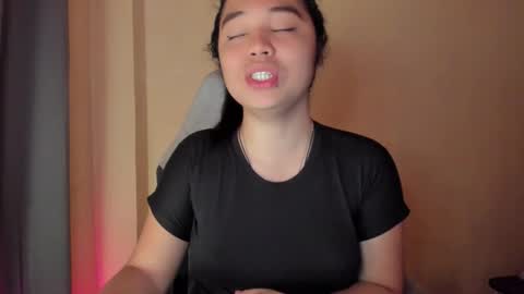 0wwlo0k online show from 12/20/25, 04:19