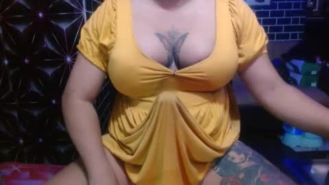 Snapshot of 11inchmonstercock4u chatting on 05/19/26, 01:56 i am trixie im Your Selfsucking Mistress online show from 05/19/26, 01:56