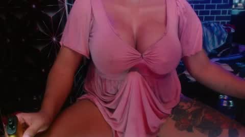 Snapshot of 11inchmonstercock4u chatting on 07/07/26, 06:47 i am trixie im Your Selfsucking Mistress online show from 07/07/26, 06:47
