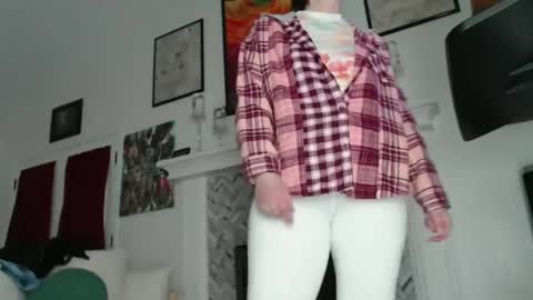 Aurora Willows online show from 02/23/25, 12:05