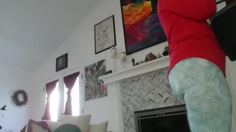 Aurora Willows online show from 03/10/25, 08:01