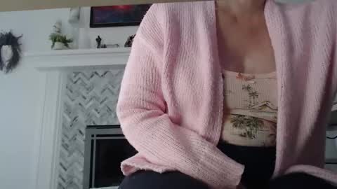 Snapshot of 11willowandjohn11 chatting on 02/13/26, 04:03 Aurora Willows online show from 02/13/26, 04:03