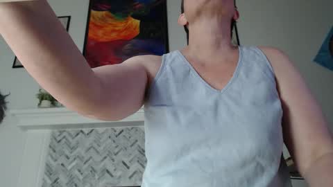 Snapshot of 11willowandjohn11 chatting on 02/17/26, 03:58 Aurora Willows online show from 02/17/26, 03:58