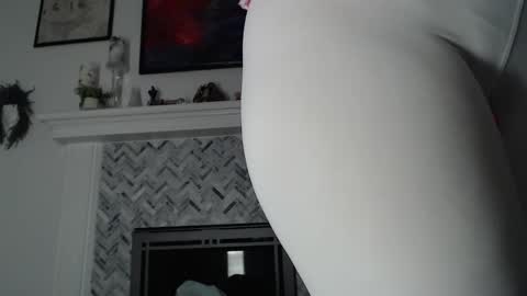 Snapshot of 11willowandjohn11 chatting on 02/20/26, 06:26 Aurora Willows online show from 02/20/26, 06:26