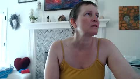 Aurora Willows online show from 06/11/26, 03:21