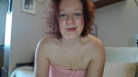 12ennie online show from 02/12/26, 07:14