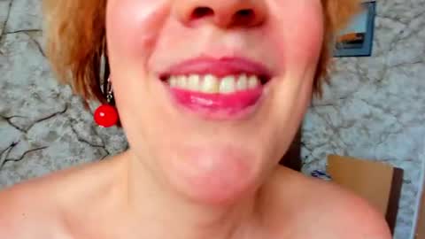 Snapshot of 12ennie chatting on 06/25/26, 05:12 12ennie online show from 06/25/26, 05:12
