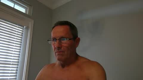 13glanmorfa online show from 10/18/25, 02:51