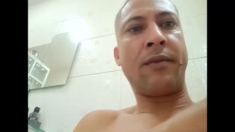 155decuzinho online show from 12/18/25, 04:57