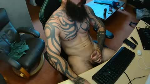 Snapshot of 19andre90 chatting on 06/25/26, 05:07 19andre90 online show from 06/25/26, 05:07