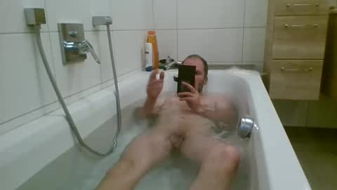 Snapshot of 19berni91 chatting on 10/04/25, 06:50 berni online show from 10/04/25, 06:50