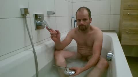 Snapshot of 19berni91 chatting on 11/04/25, 07:02 berni online show from 11/04/25, 07:02