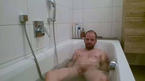 Snapshot of 19berni91 chatting on 11/05/25, 06:08 berni online show from 11/05/25, 06:08