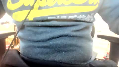 Snapshot of 1bigloadasian chatting on 12/21/25, 04:03 1bigloadasian online show from 12/21/25, 04:03