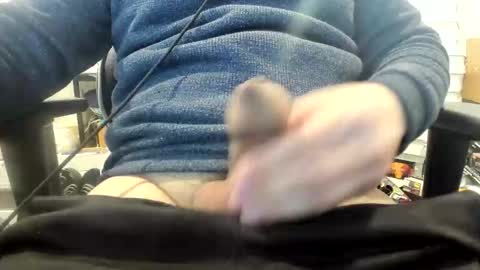 Snapshot of 1bigloadasian chatting on 03/01/26, 03:41 1bigloadasian online show from 03/01/26, 03:41