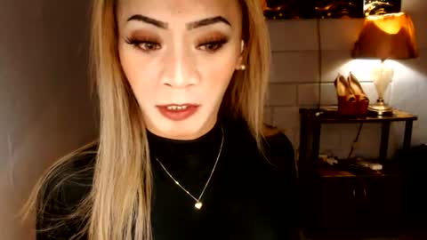 Snapshot of 1bigsurprise4you chatting on 07/02/26, 01:27 angel online show from 07/02/26, 01:27
