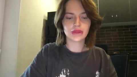 DOVE online show from 02/02/25, 01:30