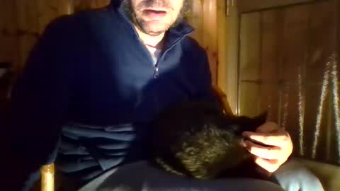 Snapshot of 1guido chatting on 10/05/25, 05:11 Guido online show from 10/05/25, 05:11