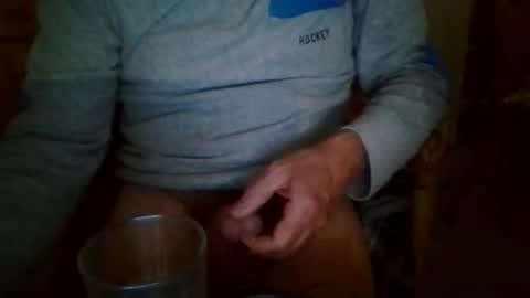 Snapshot of 1guido chatting on 12/02/25, 11:45 Guido online show from 12/02/25, 11:45