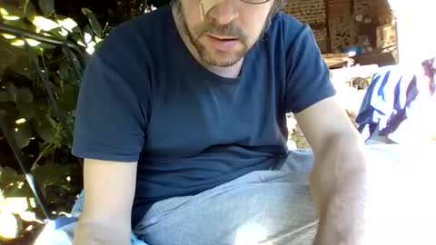 Snapshot of 1guido chatting on 04/05/26, 03:53 Guido online show from 04/05/26, 03:53