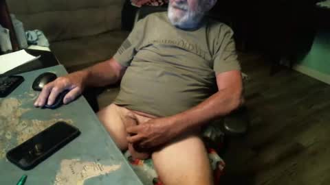 1handyanddee online show from 04/13/26, 01:00