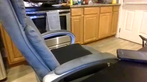 Iwantu2feelme online show from 04/19/26, 03:06