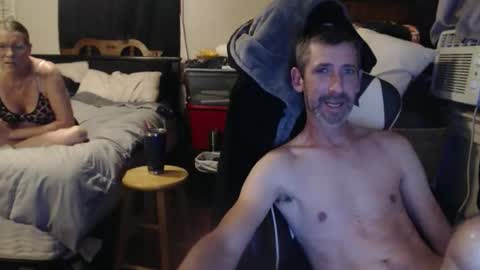 1hotcouple2c online show from 11/08/25, 12:11