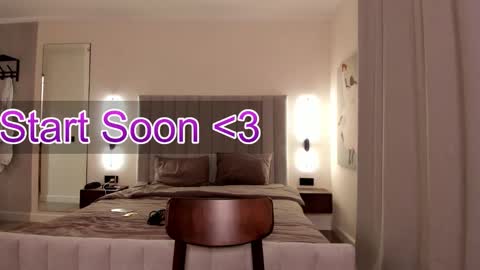 Lily 3 online show from 11/27/25, 04:53