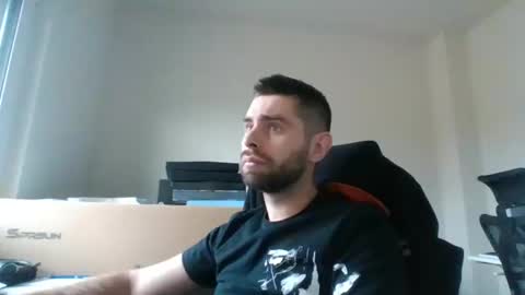 kam online show from 02/12/25, 02:32