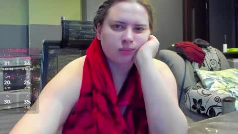 1LINDSEY1 online show from 11/11/25, 10:04