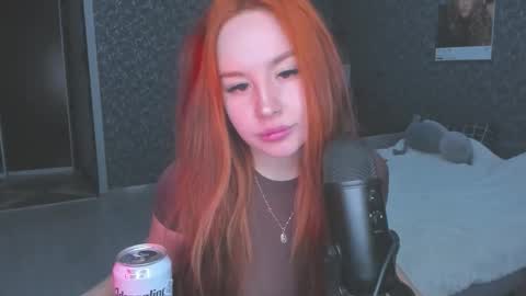 Amy  online show from 12/04/25, 07:06