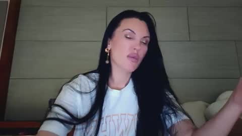 Onna online show from 02/22/26, 03:51