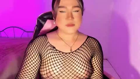 1lovelymess online show from 09/22/25, 03:41