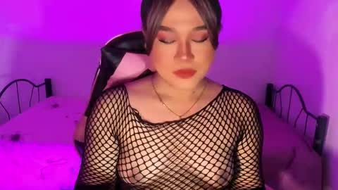 1lovelymess online show from 10/26/25, 03:01