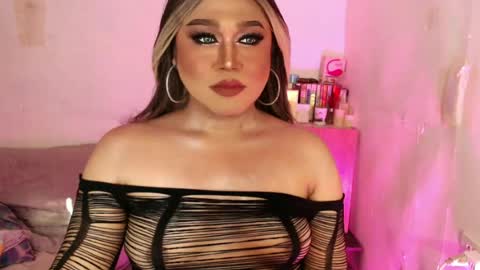 1lovelymess online show from 07/04/26, 11:55