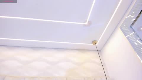 Nahomi online show from 04/19/26, 10:56