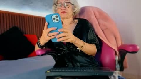 Miss Monserrate online show from 02/03/26, 12:21