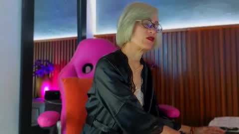 Miss Monserrate online show from 03/25/26, 01:50