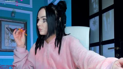 Moona  online show from 01/09/25, 11:03