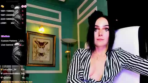 Moona  online show from 03/06/25, 11:09