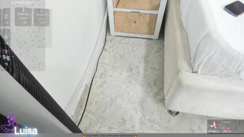 Snapshot of 1naughty_milf chatting on 12/24/24, 12:00 Luisa online show from 12/24/24, 12:00