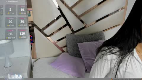 Snapshot of 1naughty_milf chatting on 01/08/25, 11:21 Luisa online show from 01/08/25, 11:21