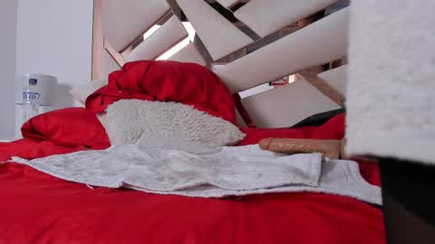 Snapshot of 1naughty_milf chatting on 02/09/25, 01:03 Luisa online show from 02/09/25, 01:03