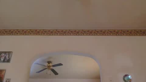 Pizza online show from 10/20/25, 04:07